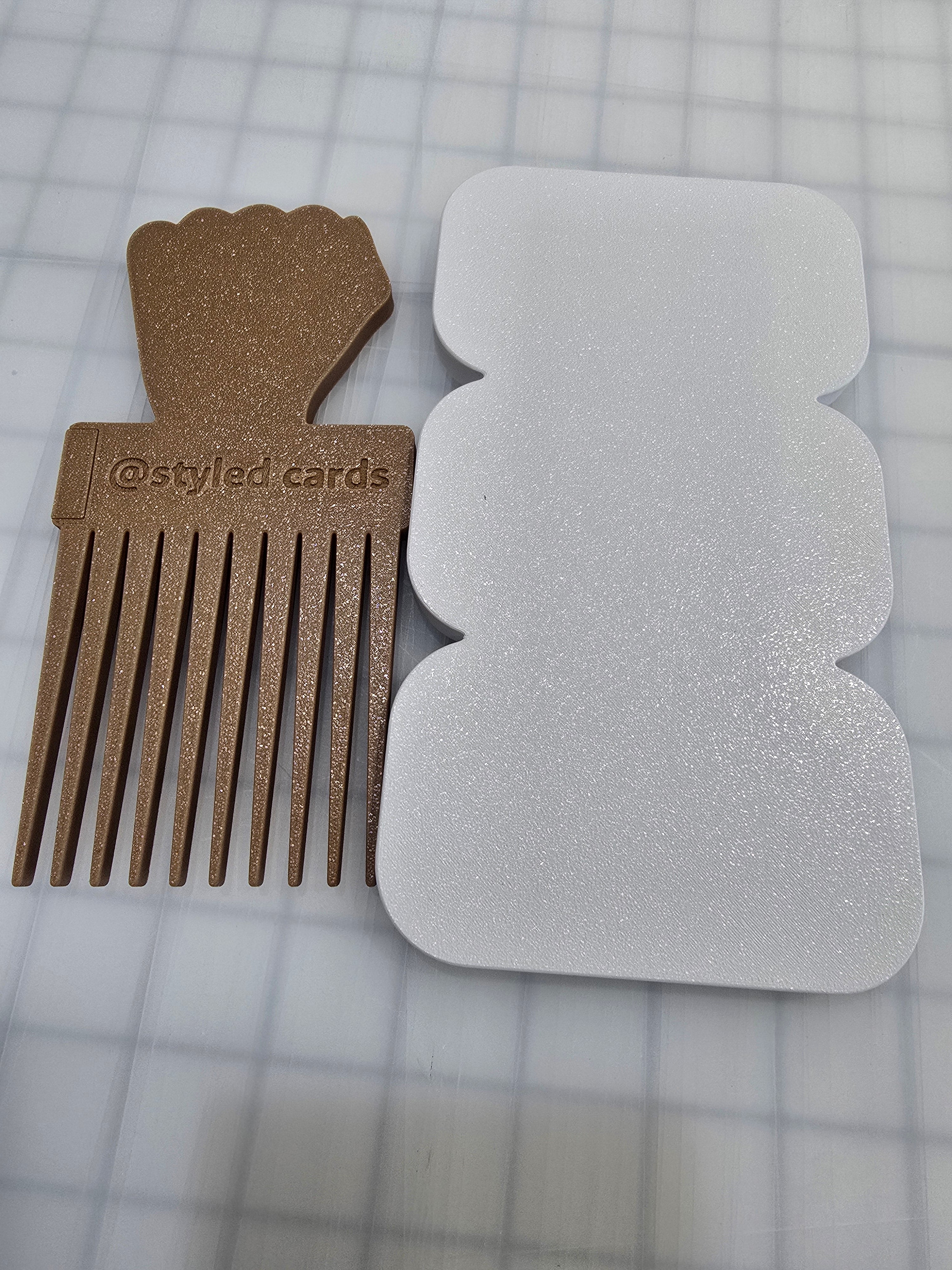 3D printed blood in blood out replica comb - Styledcards